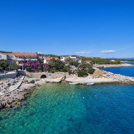 Apartmani Ružica Zastražišće Exteriér fotografie