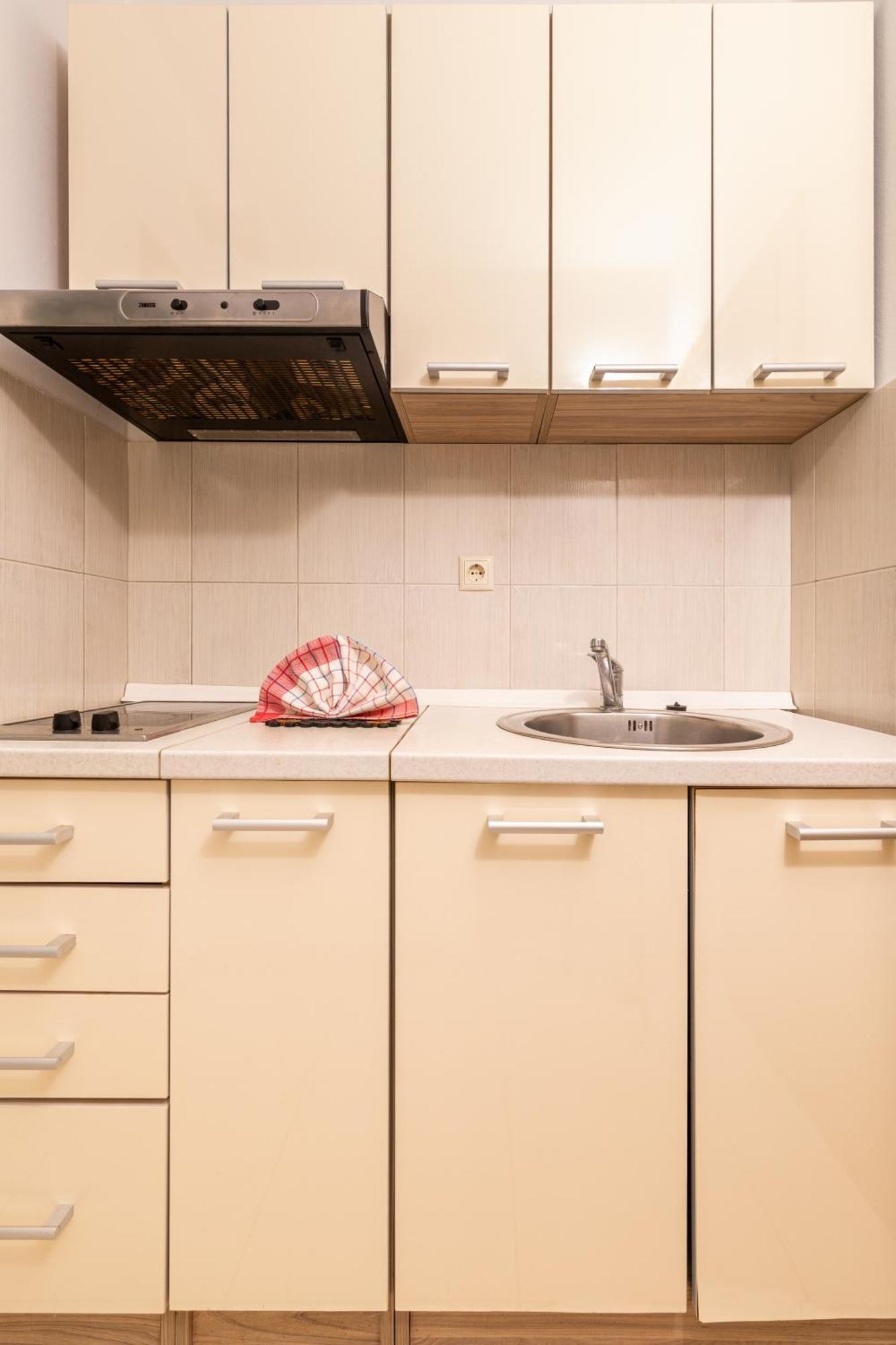 Apartmani Ružica Zastražišće Exteriér fotografie