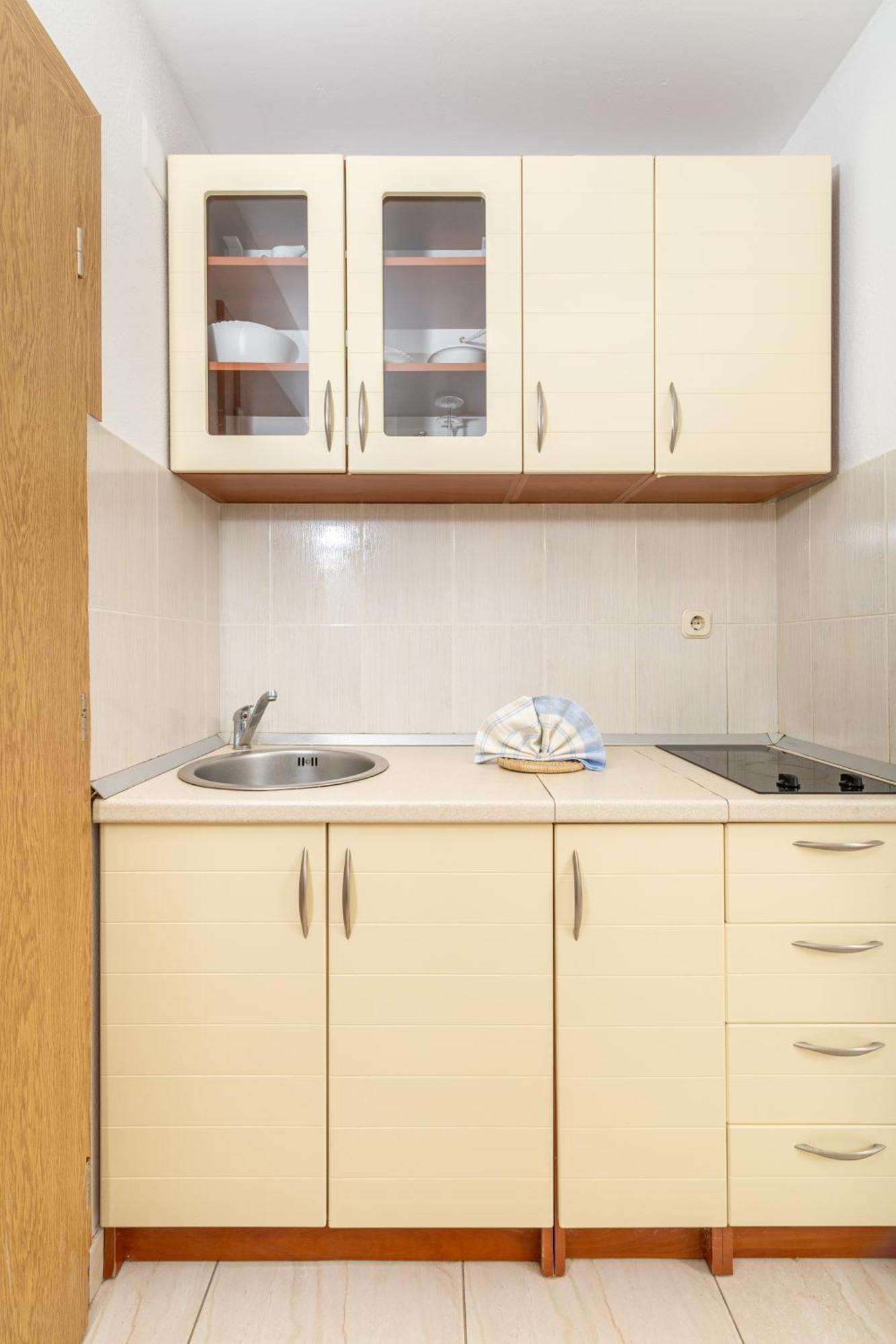 Apartmani Ružica Zastražišće Exteriér fotografie