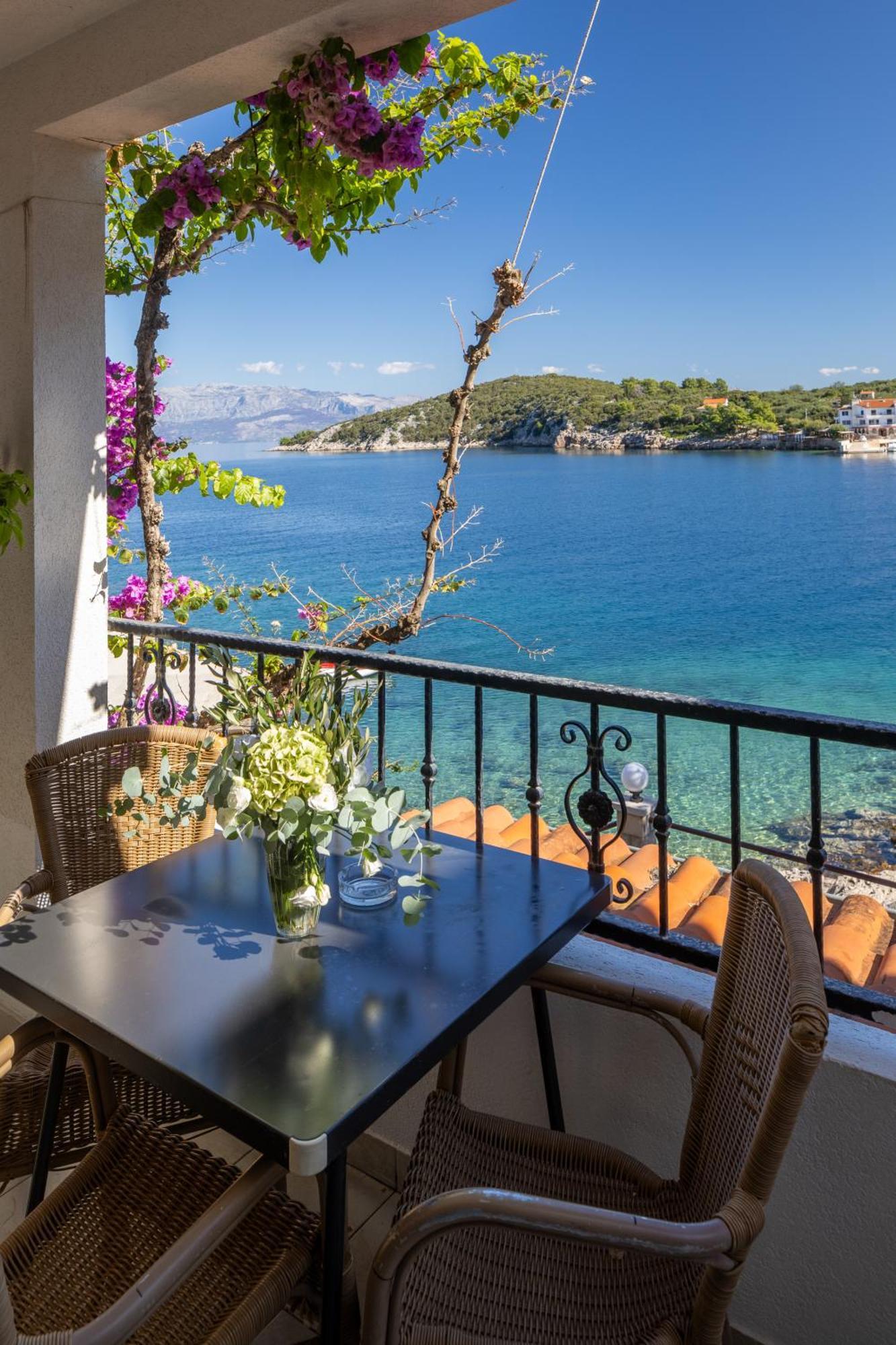 Apartmani Ružica Zastražišće Exteriér fotografie