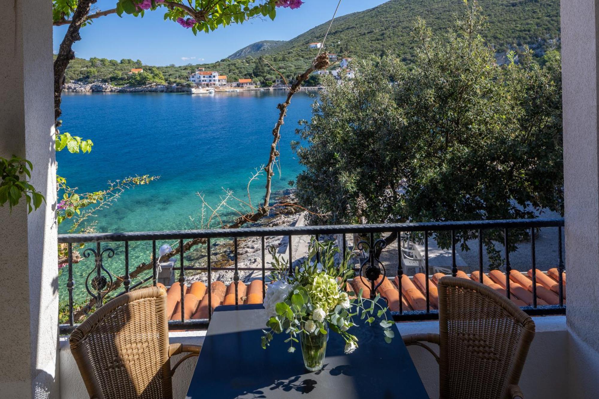 Apartmani Ružica Zastražišće Exteriér fotografie