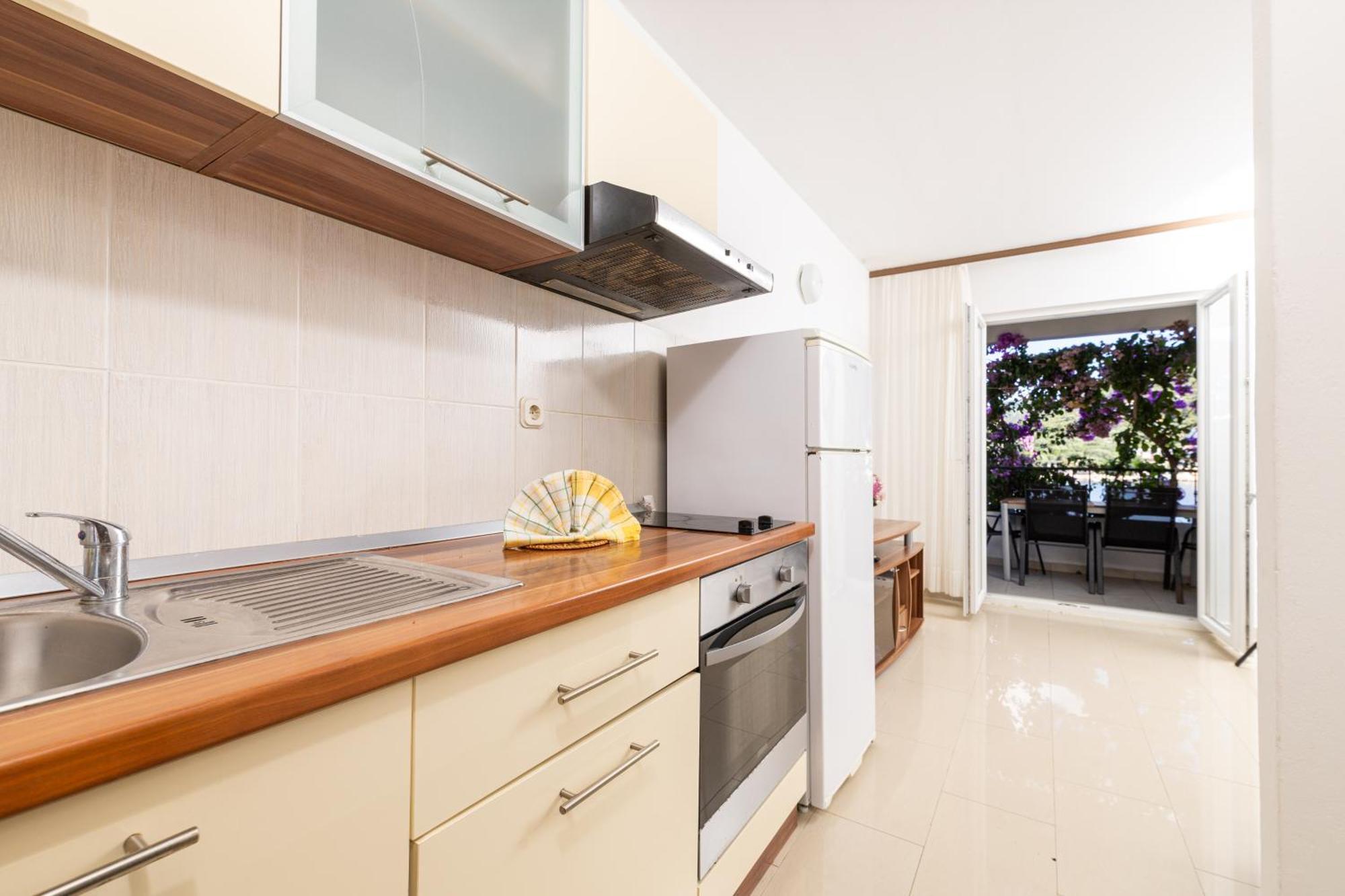 Apartmani Ružica Zastražišće Exteriér fotografie