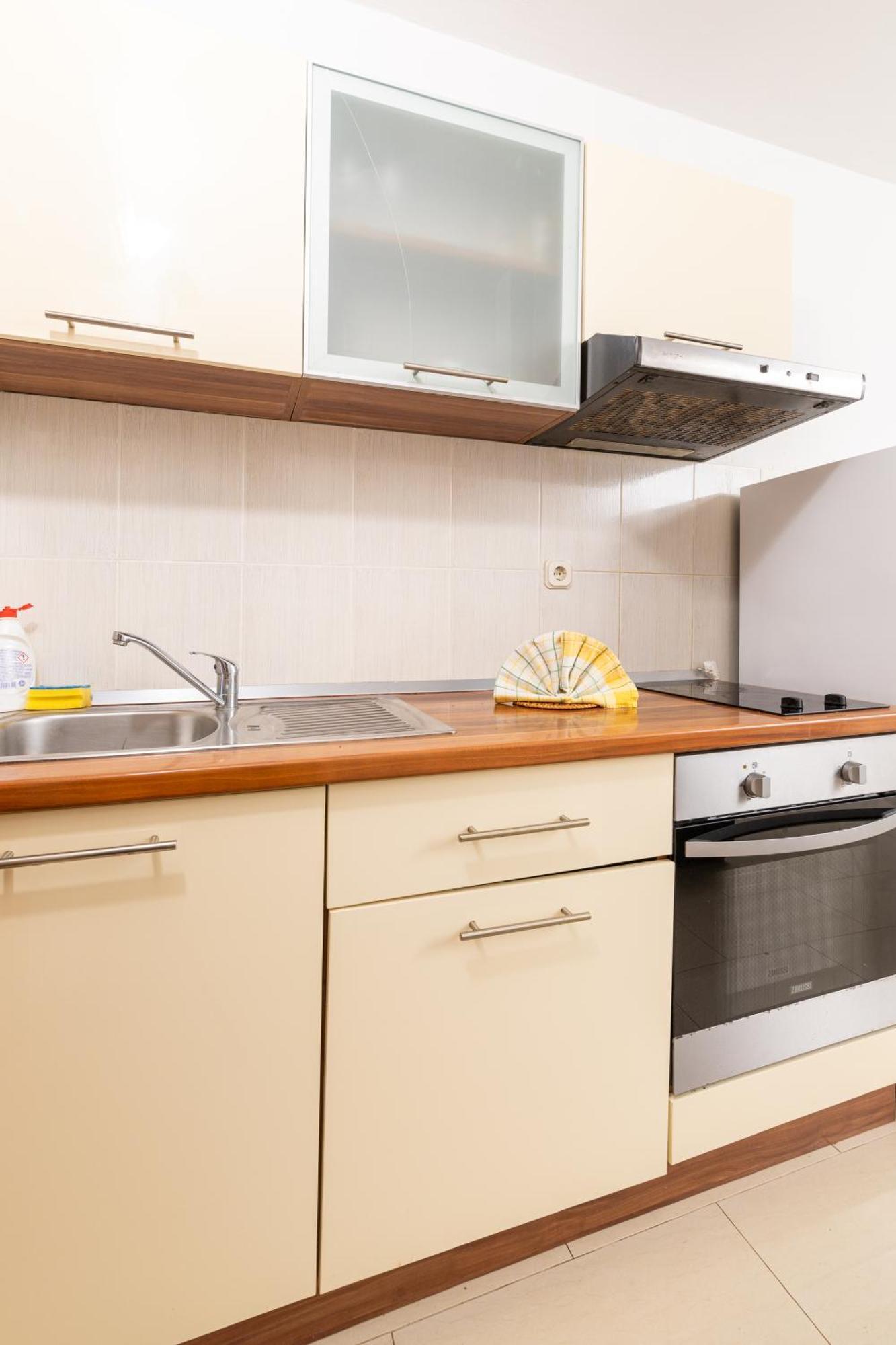 Apartmani Ružica Zastražišće Exteriér fotografie