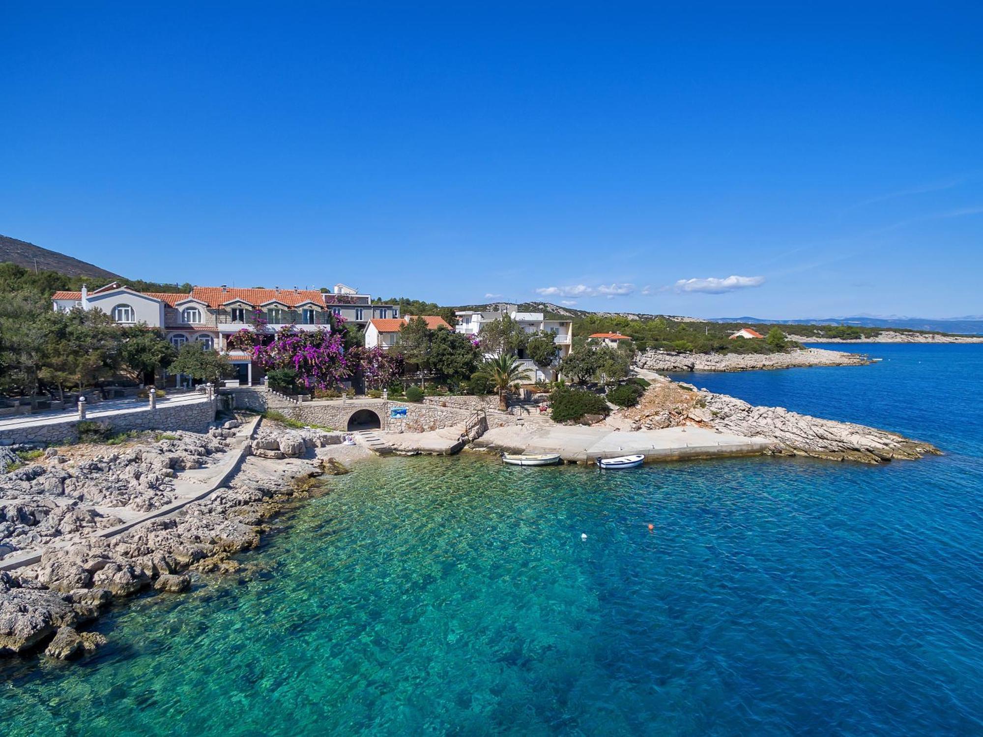 Apartmani Ružica Zastražišće Exteriér fotografie
